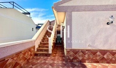 Odsprzedaż - Dom - Torrevieja - La siesta