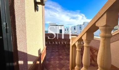 Odsprzedaż - Dom - Torrevieja - La siesta