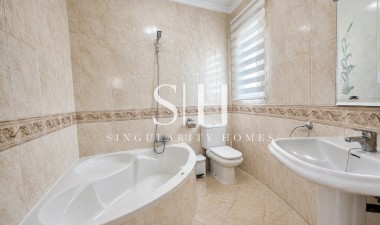 Resale - Villa - Ciudad Quesada