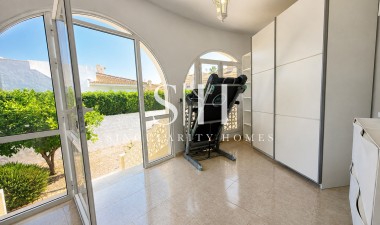 Resale - Villa - Ciudad Quesada