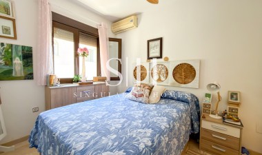 Återförsäljning - Lägenhet / lägenhet - Orihuela Costa - Las Ramblas