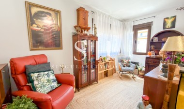 Återförsäljning - Lägenhet / lägenhet - Orihuela Costa - Las Ramblas