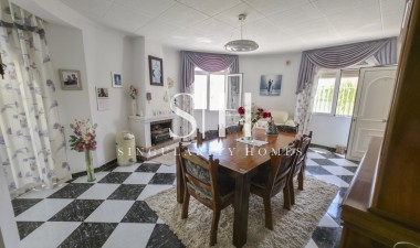 Odsprzedaż - Villa - Torrevieja - Costa Blanca
