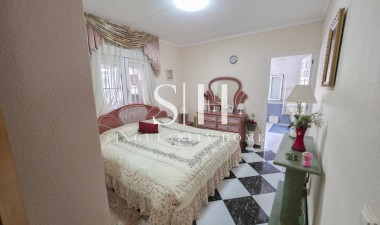 Odsprzedaż - Villa - Torrevieja - Costa Blanca