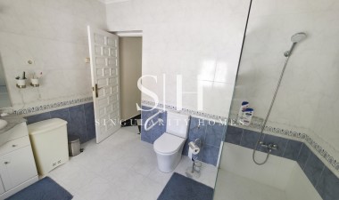 Odsprzedaż - Villa - Torrevieja - Costa Blanca