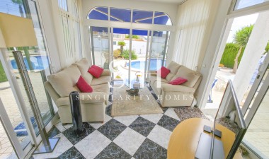 Odsprzedaż - Villa - Torrevieja - Costa Blanca