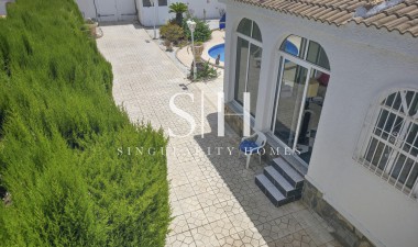 Odsprzedaż - Villa - Torrevieja - Costa Blanca