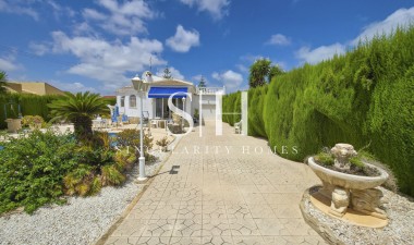 Odsprzedaż - Villa - Torrevieja - Costa Blanca