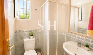 Odsprzedaż - Bungalow - Orihuela Costa - Lomas de Cabo Roig