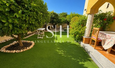 Odsprzedaż - Bungalow - Orihuela Costa - Lomas de Cabo Roig
