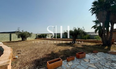 Återförsäljning - Villa - San Miguel de Salinas