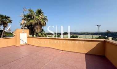 Återförsäljning - Villa - San Miguel de Salinas
