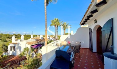 Odsprzedaż - Villa - Orihuela Costa - Villamartin