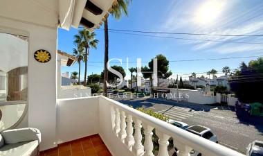 Odsprzedaż - Villa - Orihuela Costa - Villamartin