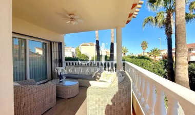Återförsäljning - Villa - Orihuela Costa - Los Dolses