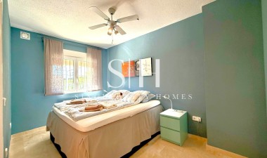 Återförsäljning - Villa - Orihuela Costa - Los Dolses