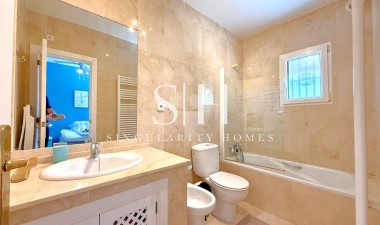 Återförsäljning - Villa - Orihuela Costa - Los Dolses