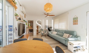 Återförsäljning - Villa - Orihuela Costa - Punta Prima