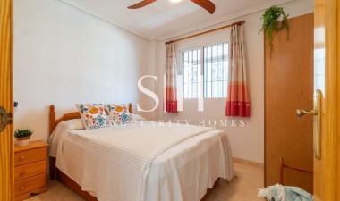 Alquiler a largo plazo - Apartamento / piso - Torrevieja - La Mata