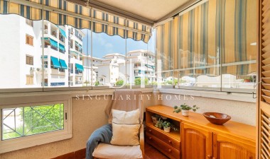 Alquiler a largo plazo - Apartamento / piso - Torrevieja - La Mata
