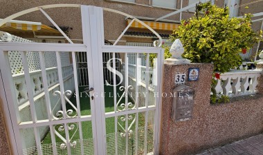 Odsprzedaż - Bungalow - Torrevieja - Los Europeos