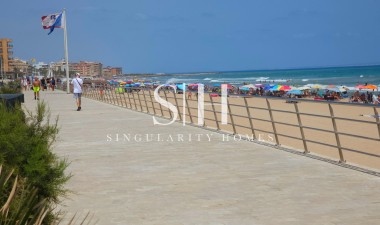 Odsprzedaż - Bungalow - Torrevieja - Los Europeos