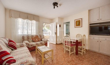 Wiederverkauf - Villa - Torrevieja - Torretas