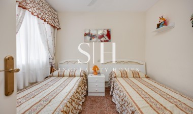 Wiederverkauf - Villa - Torrevieja - Torretas