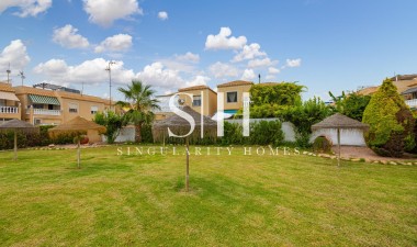 Wiederverkauf - Villa - Torrevieja - Torretas
