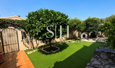 Odsprzedaż - Mieszkanie w bloku - Orihuela Costa - Lomas de Cabo Roig