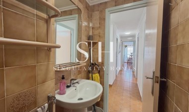Odsprzedaż - Mieszkanie w bloku - Torrevieja - Habaneras