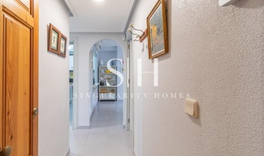 Odsprzedaż - Mieszkanie w bloku - Orihuela Costa - Campoamor