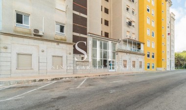 Odsprzedaż - Mieszkanie w bloku - Orihuela Costa - Campoamor