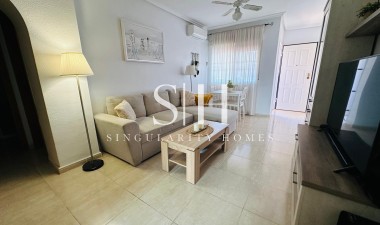 Odsprzedaż - Villa - Orihuela Costa - Los Altos