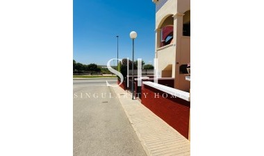 Odsprzedaż - Villa - Orihuela Costa - Los Altos