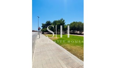 Odsprzedaż - Villa - Orihuela Costa - Los Altos