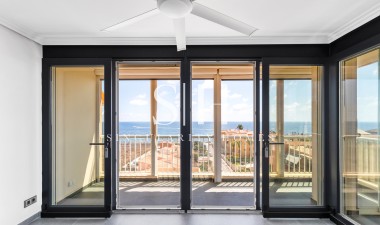Återförsäljning - Lägenhet / lägenhet - Torrevieja - Rocio Del Mar