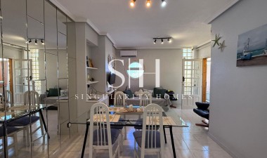 Återförsäljning - Bungalow - Torrevieja - Punta prima