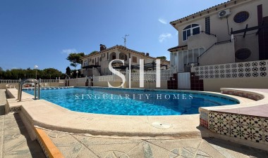 Återförsäljning - Bungalow - Torrevieja - Punta prima