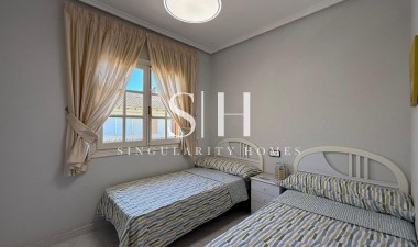 Återförsäljning - Bungalow - Torrevieja - Punta prima