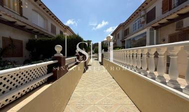 Återförsäljning - Bungalow - Torrevieja - Punta prima