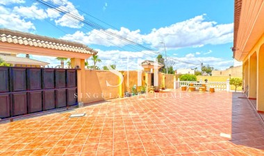Resale - Villa - Torrevieja - Costa Blanca