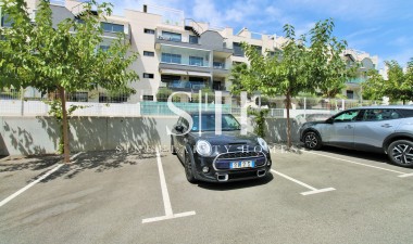 Resale - Apartment / flat - Orihuela Costa - Villamartin