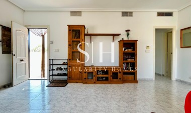Reventa - Villa - Torrevieja - Costa Blanca