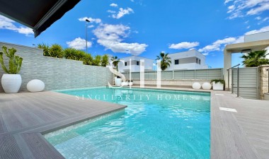 Återförsäljning - Villa - San Miguel de Salinas - Bellavista