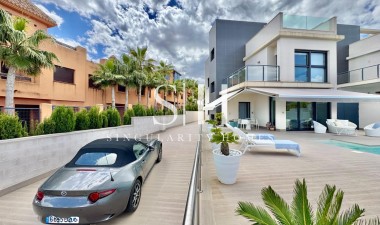Återförsäljning - Villa - San Miguel de Salinas - Bellavista