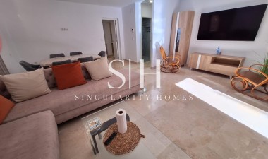 Resale - House - Torrevieja - Centro