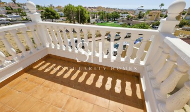 Resale - Villa - Orihuela Costa - Costa Blanca