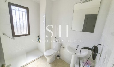 Resale - Villa - Orihuela Costa - Costa Blanca