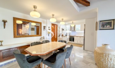 Resale - Apartment / flat - Torrevieja - Playa de los Locos